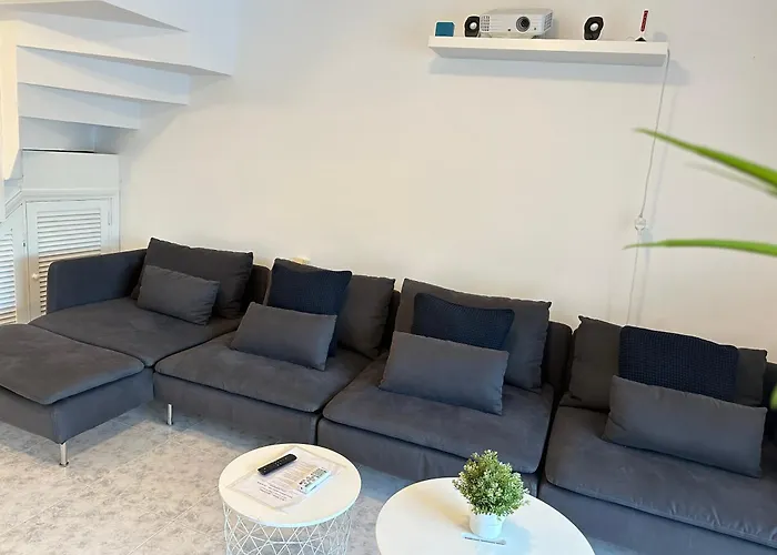 Cura Marina - Seaside Escape Close To The Appartement *